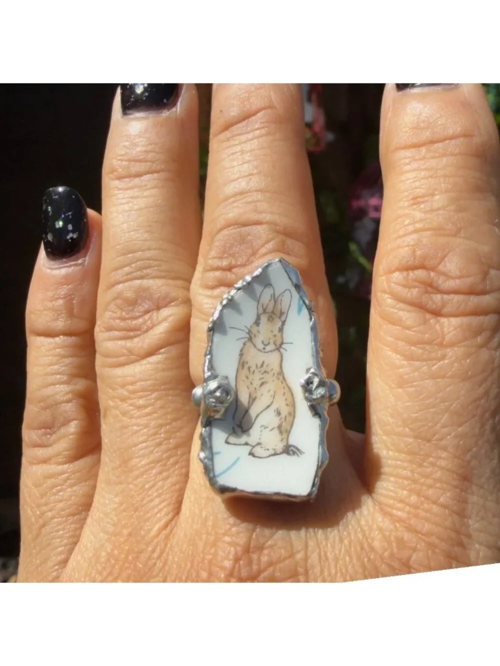 Hand Crafted Peter Rabbit Wedgewood Broken China Ring W/ Silver Spoon Bowl Band - Picture 4 of 15